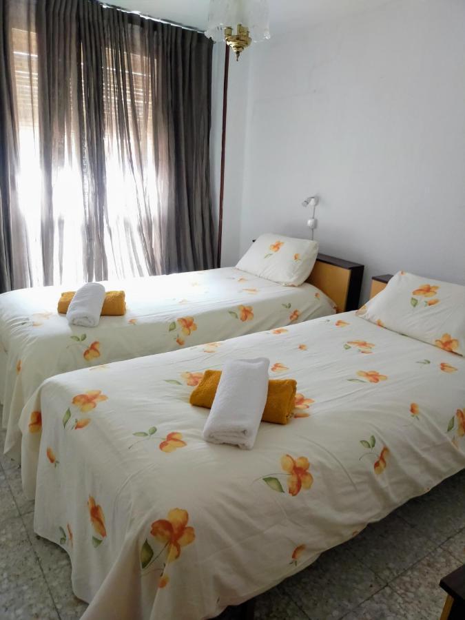Habitaciones Valen Zaragoza Luaran gambar