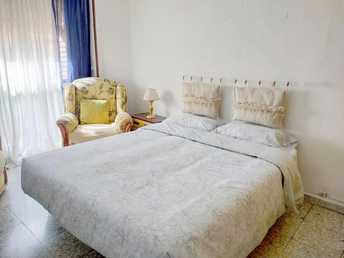 Habitaciones Valen Zaragoza Luaran gambar