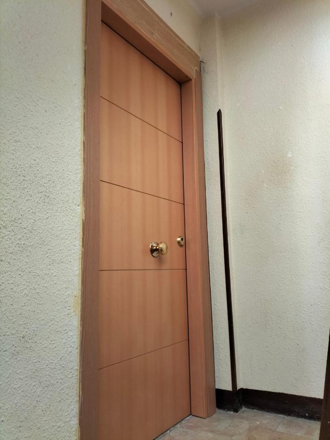 Habitaciones Valen Zaragoza Luaran gambar